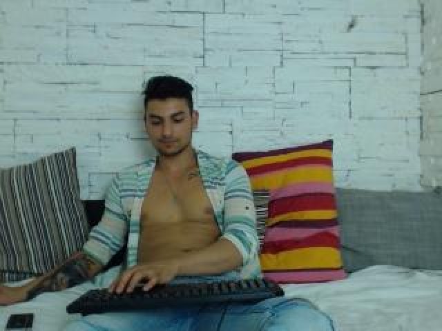 Male Cam Chat